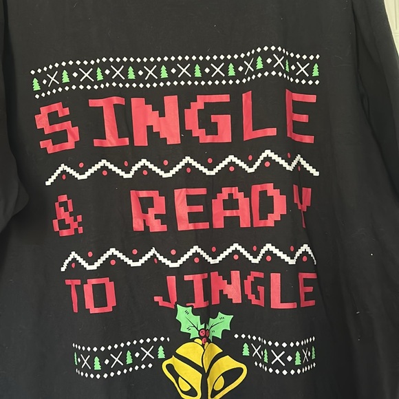 🎄XXL Single & Ready To Jingle T-Shirt🎄 - Picture 3 of 4